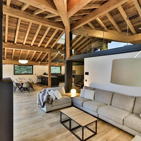 Chalet Black Stone Chalet