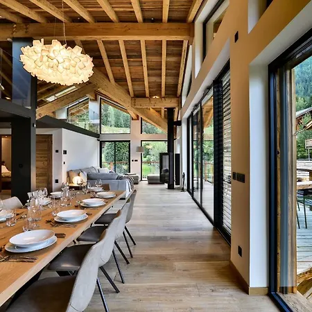 Black Stone Chalet Chalet *